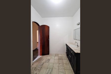 Casa para alugar com 360m², 6 quartos e 10 vagasBanheiro Social