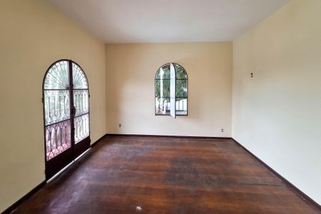 Casa para alugar com 360m², 6 quartos e 10 vagasSuíte 2