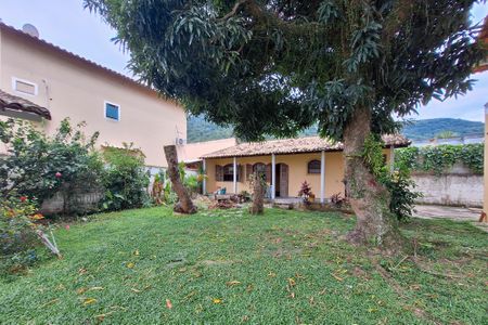 Casa para alugar com 360m², 6 quartos e 10 vagasQuintal