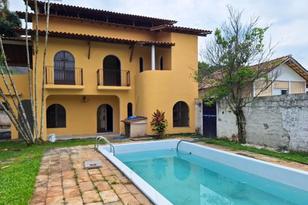 Casa para alugar com 360m², 6 quartos e 10 vagasQuintal