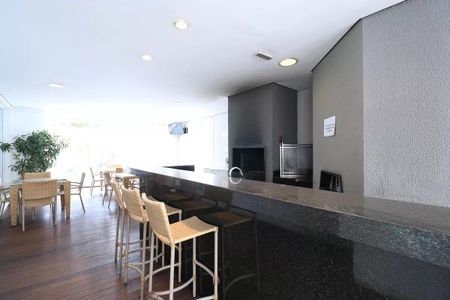 Apartamento à venda com 62m², 2 quartos e 1 vagaChurrasqueira