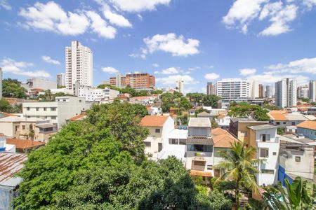 Apartamento à venda com 62m², 2 quartos e 1 vagaVaranda