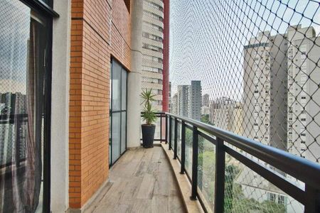 Apartamento à venda com 184m², 3 quartos e 4 vagas