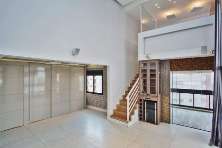 Apartamento à venda com 184m², 3 quartos e 4 vagas