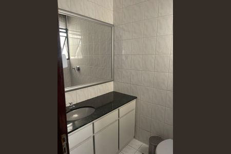 Apartamento para alugar com 98m², 3 quartos e sem vagaBanheiro