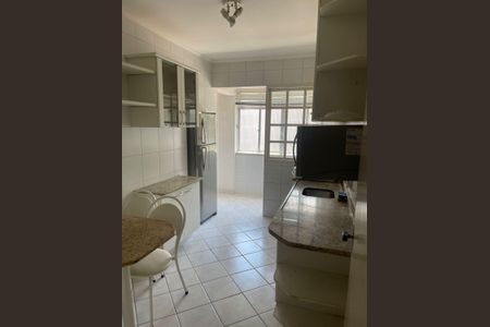 Apartamento para alugar com 98m², 3 quartos e sem vagaCozinha