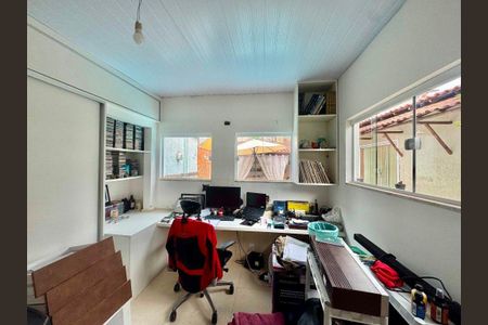 Casa à venda com 4 quartos, 140m² em Várzea das Moças, Niterói