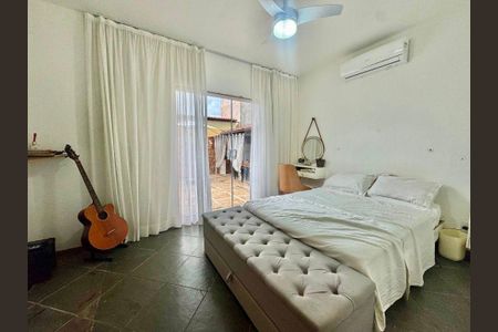 Casa à venda com 4 quartos, 140m² em Várzea das Moças, Niterói