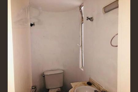 Casa à venda com 240m², 4 quartos e 4 vagas