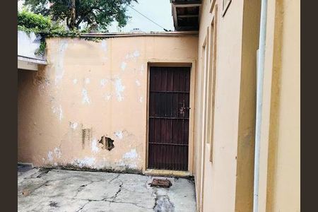Casa à venda com 240m², 4 quartos e 4 vagas