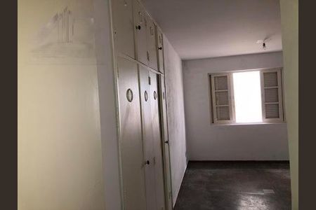 Casa à venda com 240m², 4 quartos e 4 vagas