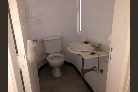 Casa à venda com 240m², 4 quartos e 4 vagas