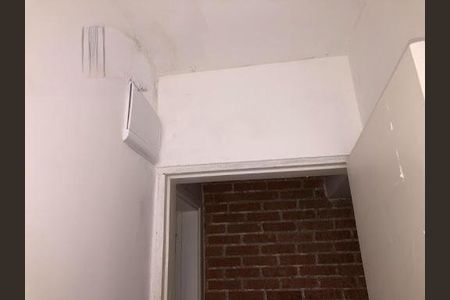 Casa à venda com 240m², 4 quartos e 4 vagas