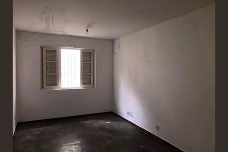 Casa à venda com 240m², 4 quartos e 4 vagas