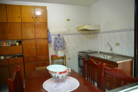 Casa à venda com 100m², 4 quartos e 1 vagaCozinha Casa 1 
