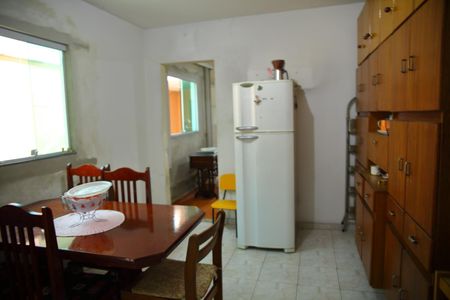 Casa à venda com 100m², 4 quartos e 1 vagaCozinha Casa 1 