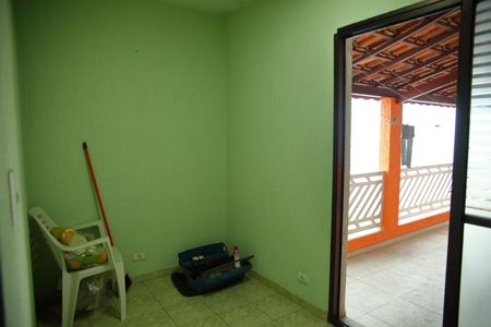 Casa à venda com 100m², 4 quartos e 1 vagaQuarto 3 - casa 2 