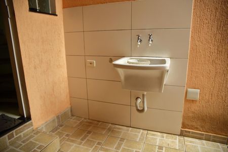 Casa à venda com 100m², 4 quartos e 1 vagaÁrea de Serviço Casa 2 