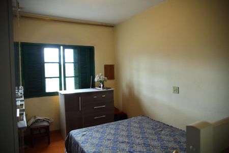 Casa à venda com 100m², 4 quartos e 1 vagaQuarto  - casa 1 