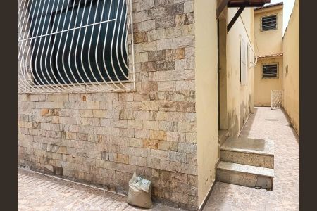 Casa para alugar com 300m², 3 quartos e 2 vagas Casa para alugar com 300m², 3 quartos e 2 vagasFrente da Casa