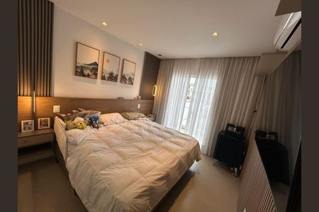 Casa à venda com 4 quartos, 232m² em Recreio dos Bandeirantes, Rio de Janeiro