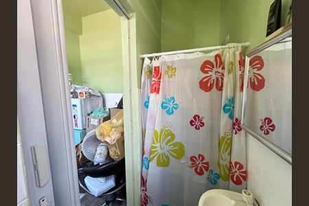 Casa à venda com 47m², 4 quartos e sem vagaBanheiro casa 2