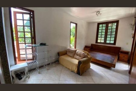 Casa à venda com 3 quartos, 500m² em Freguesia (Jacarepaguá), Rio de Janeiro