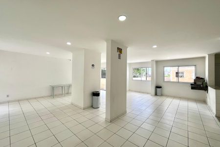 Apartamento à venda com 33m², 2 quartos e sem vaga Apartamento à venda com 33m², 2 quartos e sem vagaÁrea comum - Salão de festas