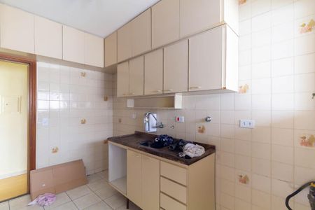 Apartamento para alugar com 146m², 4 quartos e 1 vaga