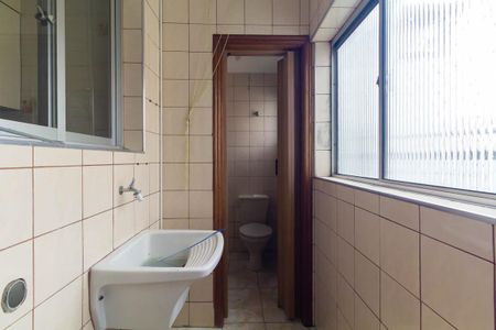 Apartamento para alugar com 146m², 4 quartos e 1 vaga