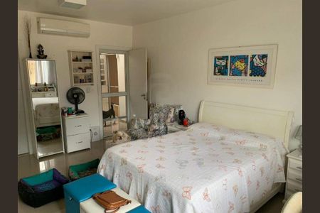 Casa à venda com 4 quartos, 300m² em Recreio dos Bandeirantes, Rio de Janeiro