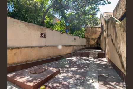 Apartamento à venda com 110m², 3 quartos e 2 vagas Apartamento à venda com 110m², 3 quartos e 2 vagasÁrea Comum