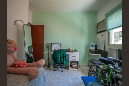 Apartamento à venda com 110m², 3 quartos e 2 vagas Apartamento à venda com 110m², 3 quartos e 2 vagasQuarto