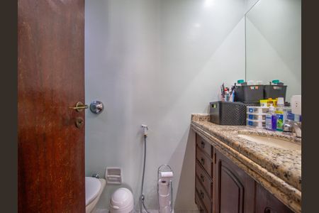 Apartamento à venda com 110m², 3 quartos e 2 vagas Apartamento à venda com 110m², 3 quartos e 2 vagasBanheiro Suite