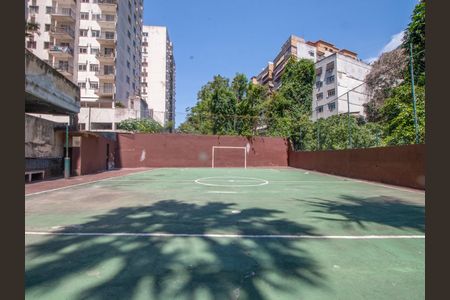 Apartamento à venda com 110m², 3 quartos e 2 vagas Apartamento à venda com 110m², 3 quartos e 2 vagasQuadra Esportiva