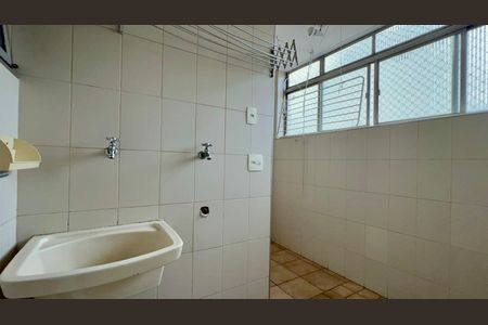 Apartamento à venda com 118m², 3 quartos e 1 vagaÁrea de Serviço