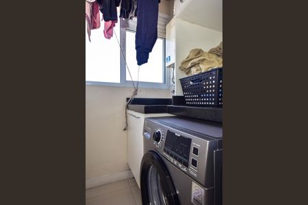 Apartamento à venda com 58m², 2 quartos e 1 vagaÁrea de Serviço 