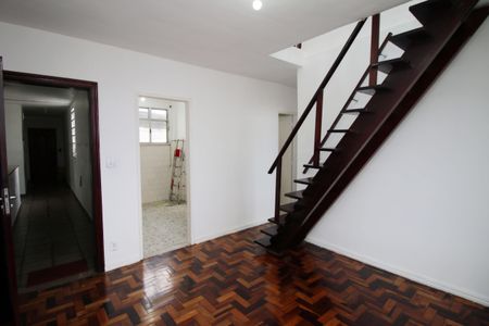 Sala de apartamento à venda com 2 quartos, 96m² em Olaria, Rio de Janeiro
