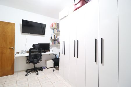 Apartamento para alugar com 2 quartos, 67m² em Cidade Jardim, Uberlândia