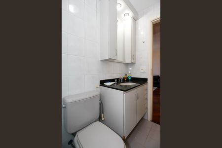 Apartamento para alugar com 77m², 2 quartos e 2 vagasBanheiro Social