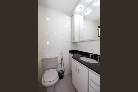 Apartamento para alugar com 77m², 2 quartos e 2 vagasBanheiro da Suíte