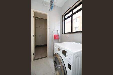 Apartamento para alugar com 77m², 2 quartos e 2 vagasÁrea de Serviço