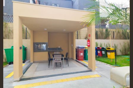 Apartamento à venda com 32m², 2 quartos e sem vagaÁrea comum - Churrasqueira