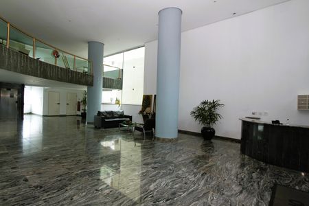 Apartamento à venda com 200m², 4 quartos e 3 vagasHall de entrada