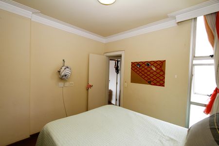 Apartamento à venda com 200m², 4 quartos e 3 vagasQuarto 1