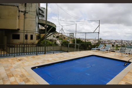 Apartamento à venda com 200m², 4 quartos e 3 vagasÁrea comum - Piscina