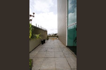 Apartamento à venda com 200m², 4 quartos e 3 vagasÁrea externa