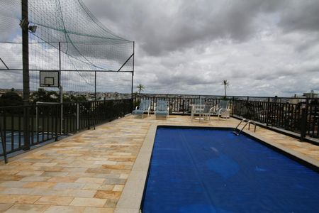 Apartamento à venda com 200m², 4 quartos e 3 vagasÁrea comum - Piscina