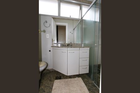 Apartamento à venda com 200m², 4 quartos e 3 vagasBanheiro Social