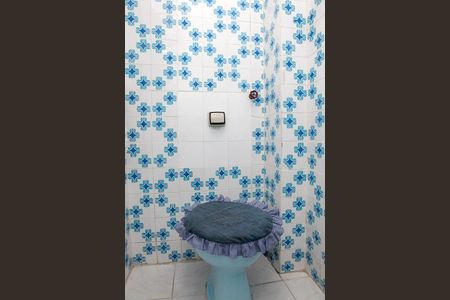 Banheiro de kitnet/studio à venda com 1 quarto, 33m² em Centro Histórico, Porto Alegre